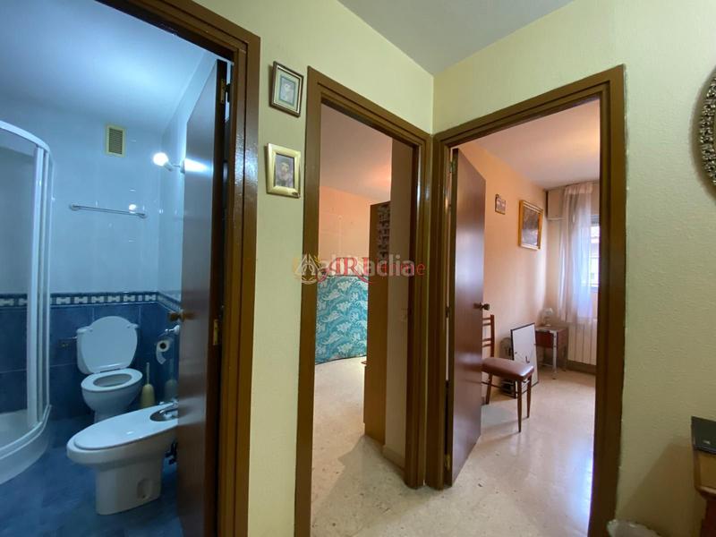 Foto cced929f-fa48-4197-b018-319b09d714c2. Maison jumelée avec chauffage dans Orcasitas Madrid