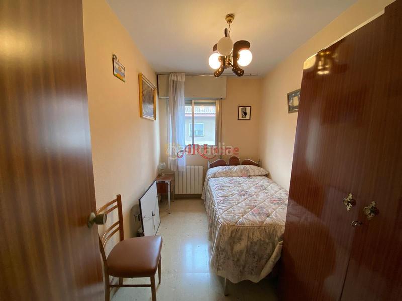 Foto e14ab251-6283-40fa-b1c6-23bf85422374. Maison jumelée avec chauffage dans Orcasitas Madrid