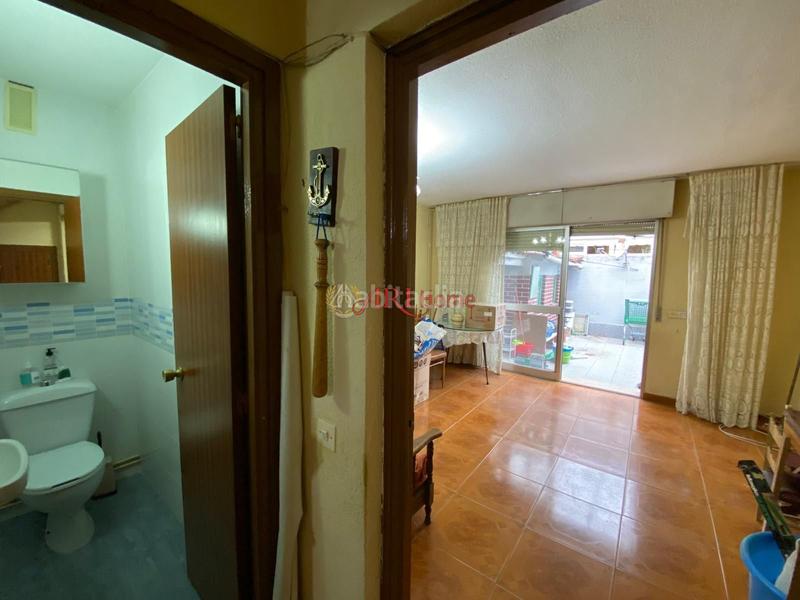 Foto e6713802-737e-45ce-9b63-9590e725e0ef. Maison jumelée avec chauffage dans Orcasitas Madrid