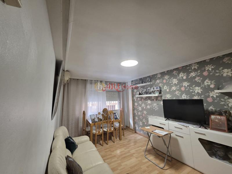 Foto be282273-ed10-4974-ad3a-1ac09c593e6d. Pis amb calefacció a Opañel Madrid