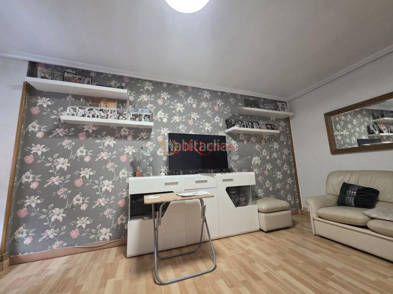 Foto f8962638-c7d3-4c4b-ac93-2b6fda0db408. Pis amb calefacció a Opañel Madrid