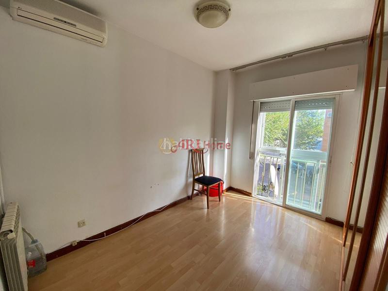 Foto cc1ced50-dfa4-442a-9213-8ee87db0f24e. Piso ideal inversores por la alta rentabilidad que se puede conseguir con el alquiler de la vivienda en Madrid