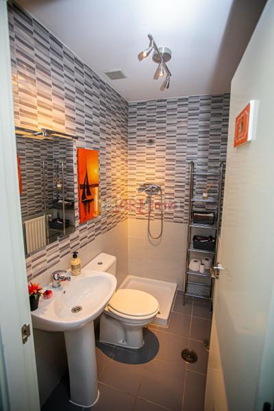 Foto d0b83b92-ccb5-48c4-b1b8-a9f9e3fd395b. Dúplex amb calefacció aparcament a PAU de Carabanchel Madrid