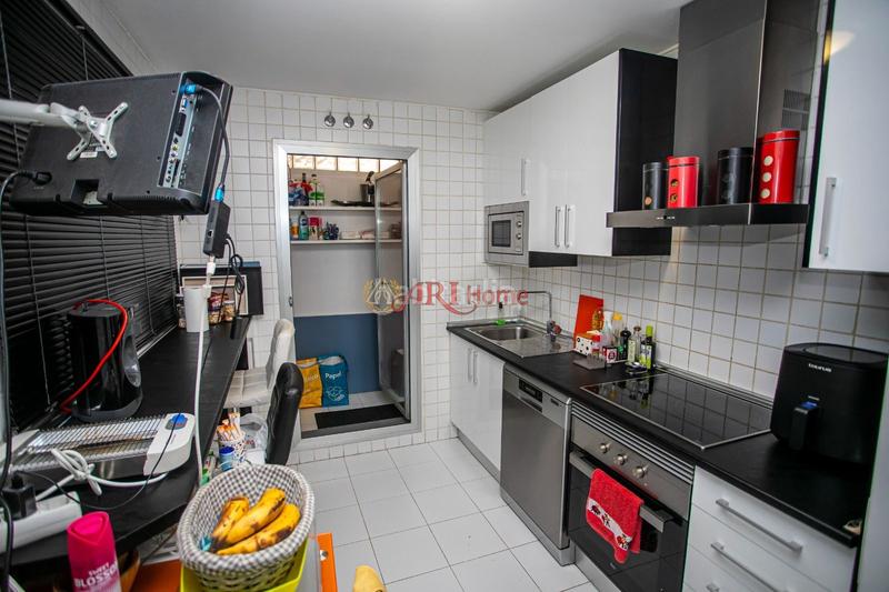 Foto dba32242-d54d-4a87-9814-591fa5325d80. Dúplex amb calefacció aparcament a PAU de Carabanchel Madrid