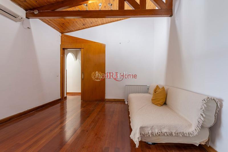 Foto 68814b0b-1df5-48c1-98f4-7c1819a7590c. Flat with heating in Gaztambide Madrid