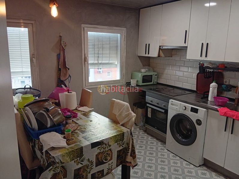 Piso oportunidad inversores o primera vivienda piso reformado a pocos minutos de la renfe de entrevias en Madrid - Imagen 18