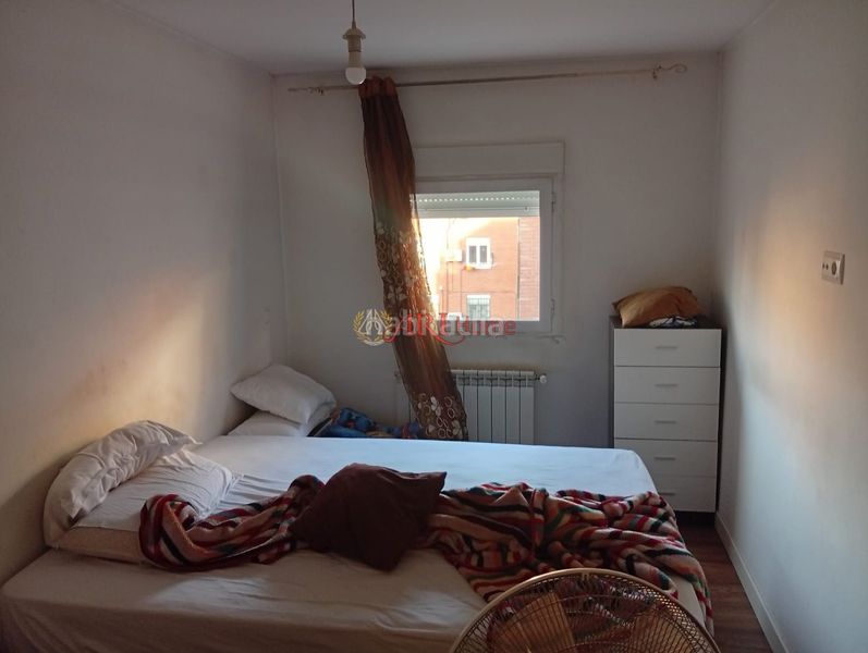 Piso oportunidad inversores o primera vivienda piso reformado a pocos minutos de la renfe de entrevias en Madrid - Imagen 23