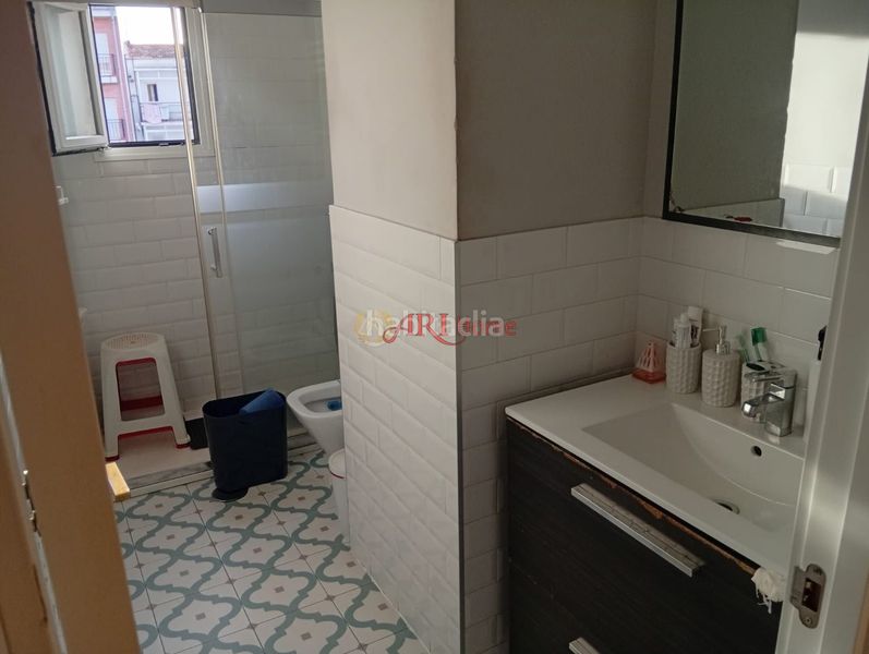 Piso oportunidad inversores o primera vivienda piso reformado a pocos minutos de la renfe de entrevias en Madrid - Imagen 25