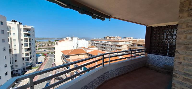 Foto 4b87571a-ac1c-4fa2-841a-4844e61c80a5. Apartament amb aparcament a Los Europeos Torrevieja