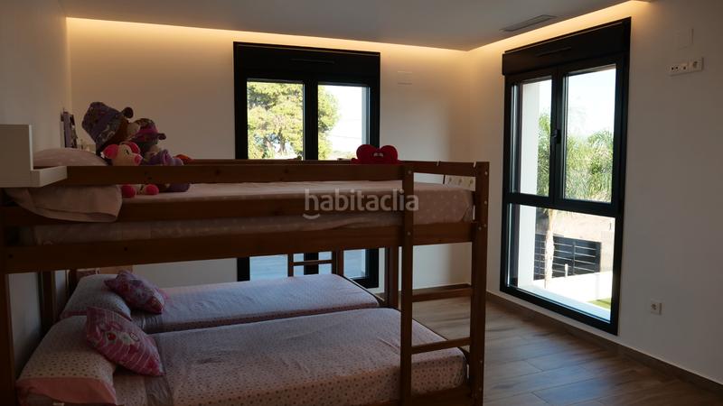 Foto 1c31b8b9-028c-4d3c-bb07-ceccd590d513. Chalet con camino riscaldamento parcheggio piscina in Catral