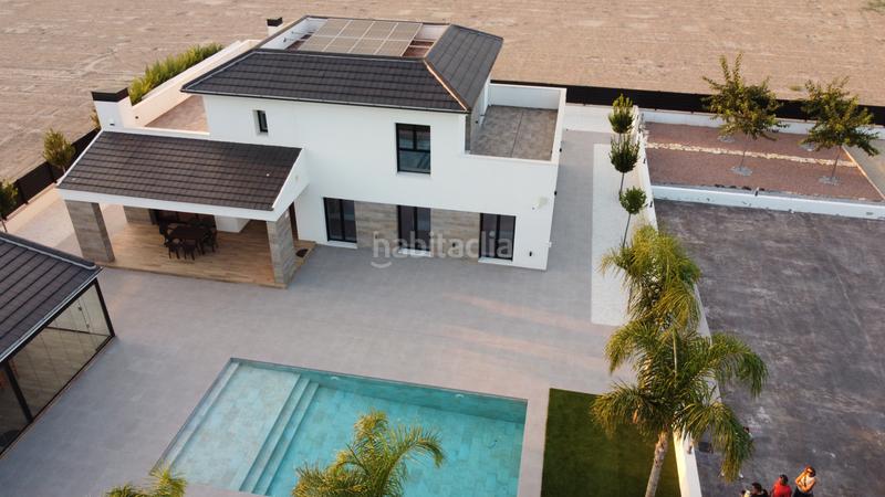 Foto 252215e8-ac79-4568-acdb-f32e6cac9740. Chalet con camino riscaldamento parcheggio piscina in Catral