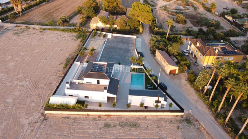 Foto 81884671-9949-4ba6-b4a7-10282b6726f8. Chalet con camino riscaldamento parcheggio piscina in Catral