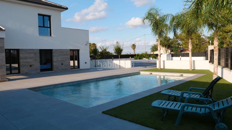 Foto aba233c9-cb73-48be-a1ea-e78598078c62. Chalet con camino riscaldamento parcheggio piscina in Catral