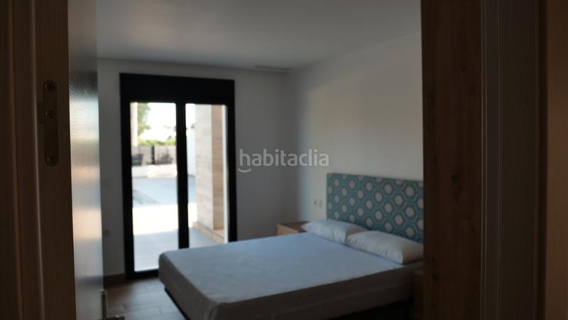 Foto b0a7aaed-caf3-4a09-b7a4-0798eb579415. Chalet con camino riscaldamento parcheggio piscina in Catral