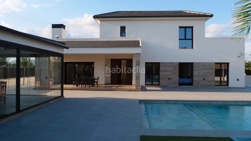 Foto dfc34ee7-c742-4906-8330-83bed9ec1be3. Chalet con camino riscaldamento parcheggio piscina in Catral