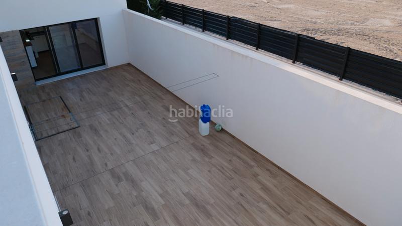 Foto fd6fdb54-f871-406e-a14a-cce9bc954894. Chalet con camino riscaldamento parcheggio piscina in Catral