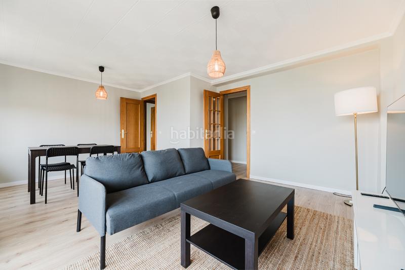 Foto 06fd0ab8-2e76-4169-a54e-976f9c4a736e. Piccolo appartamento in carrer francisco falcons 31 in Valencia