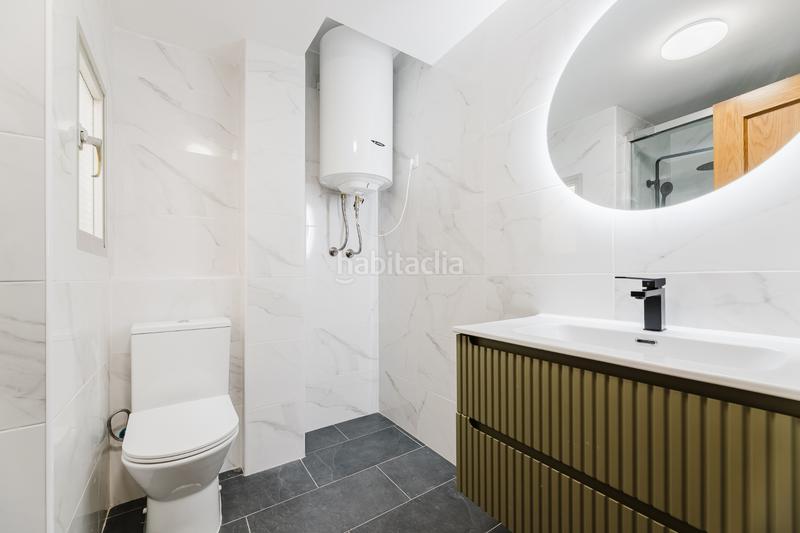 Foto b8c504de-a4af-4fc3-9a2c-e6f957e73fa4. Piccolo appartamento in carrer francisco falcons 31 in Valencia