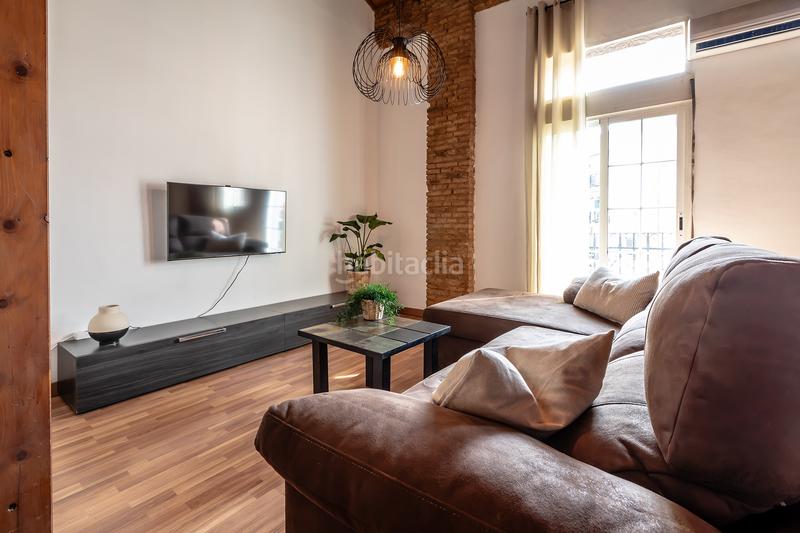 Foto d589ec2f-5676-4370-8802-18a776cae13f. Lloguer apartament a carrer de granada 3 a Mont Olivet Valencia