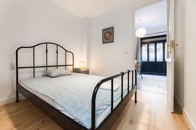 Foto 4c8a6f8b-10b4-43c3-821f-a2d7017ee40d. Location studio dans carrer de dénia 54 dans Russafa Valencia