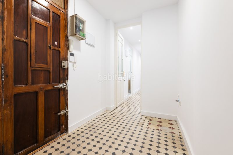 Foto 6da0ed7f-671f-4b6c-b173-1430e3498aa0. Location studio dans carrer de dénia 54 dans Russafa Valencia