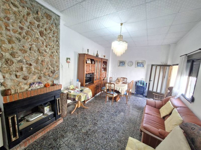 Foto 422055a6-3061-4d89-b865-f6381857c208. Casa amb calefacció a Férez