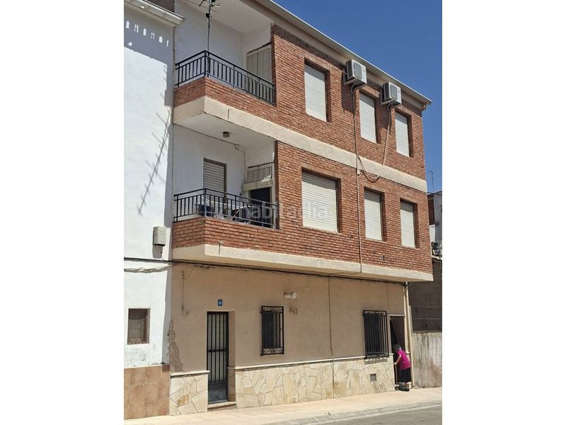 Foto a308dbca-270e-47c3-96ea-2c0e2b7d6dda. Casa amb calefacció a Férez