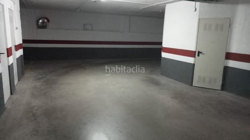 Foto 71a5fb86-dab8-4b23-9f91-a9d019bdda5b. Alquiler parking coche en carrer clara campoamor 3 alquiler garaje en Alzira