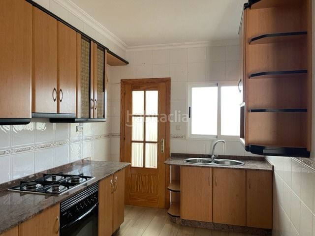 Foto 3ab259bd-8f01-4707-a61d-b2bc63f4c8ff. Pis a Elche de la Sierra