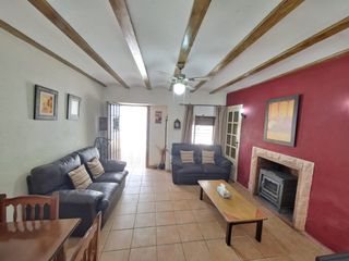 Casa  Calle nueva. Casa de pueblo en venta en ferez