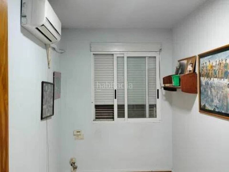Foto f4ddeeba-b38f-401b-9e93-d298b82e5909. Pis a Llutxent