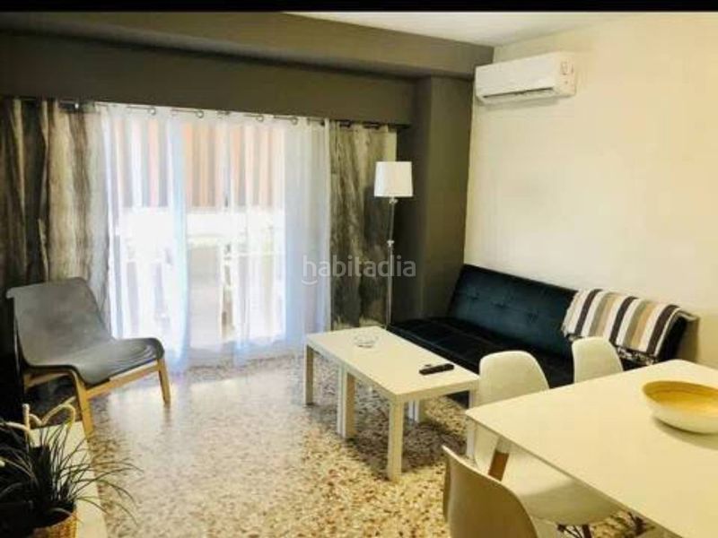 Foto 3521d0b1-29c8-42e0-850c-e405b24082c1. Lloguer apartament amb piscina a Playa de Gandía Gandia