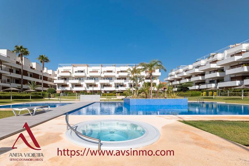 Foto 09a77506-75a4-43b9-ab50-cc5d93a45926. Alquiler apartamento en calle cabo santa maria 3 apartamento lomas premium seaview en Orihuela