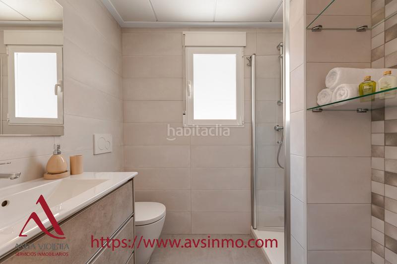 Foto 0b902b68-458f-400a-a061-645400f7fcfc. Alquiler casa en calle manzanilla 1 bungalow alto en punta prima en Torrevieja