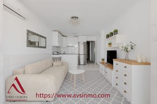 Lloguer Apartament a Calle caballero de rodas 134. Apartament 200 m to the beach-5th floor with elevator
