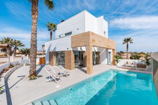 Xalet en Rojales. Villa nueva en ciudad quesada, alicante