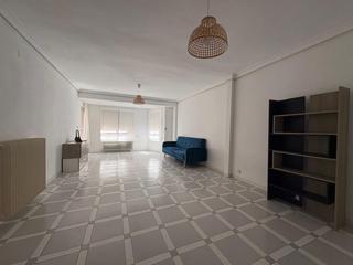 Appartement à Santa Rosa. Piso de 156 m en santa rosa  excelente conservación e inversión