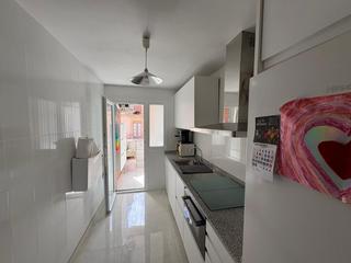 Appartement à Centre-Zona Alta. Un rincón cuidado en el viaducto de alcoy