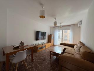 Appartement à Centre-Zona Alta. Un rincón cuidado en el viaducto de alcoy