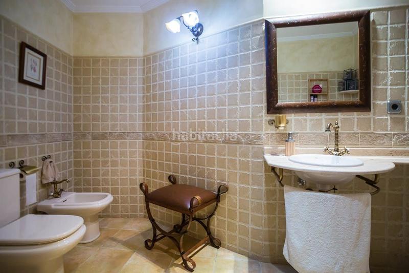 Foto 3656ace0-0c22-4ed4-9af4-061245bf4f66. Piso vivienda local con gran terraza en el Eixample de alcoy en Alcoi