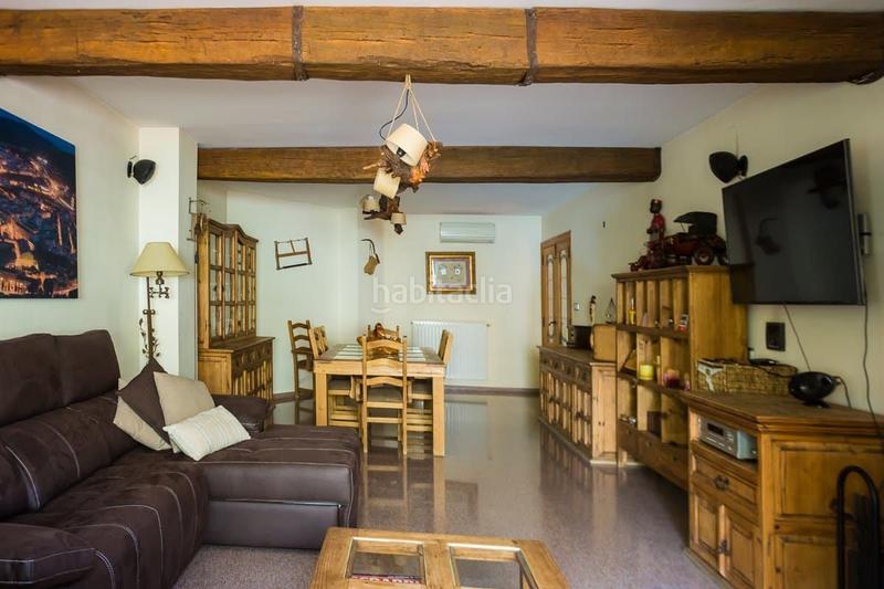 Foto 9a0c77c5-6baa-40ec-8ad7-d3d2861facaa. Piso vivienda local con gran terraza en el Eixample de alcoy en Alcoi