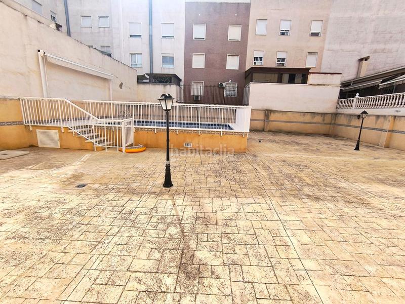 Foto 42d82a43-e603-4a29-9bfb-fa4262c2f56e. Pis amb calefacció piscina a Las Bayas Elche / Elx