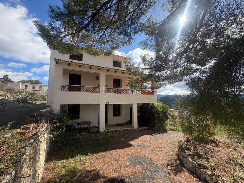 Foto d3024fe8-6e80-49e3-a2d9-ddc4fc6755df. Finca rústica impresionante finca rústica en Ibi