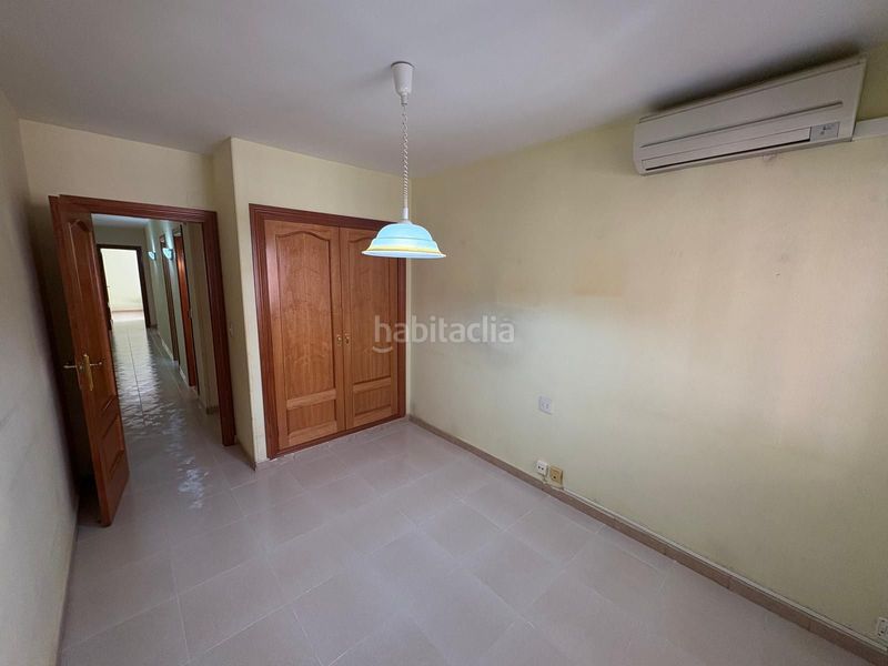 Foto 2e21352c-aa96-434a-8567-ce671f1d6899. Pis a Zona Nord Alcoi