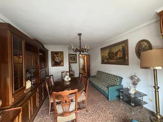 Etagenwohnung in Santa Rosa. Piso de 4 dormitorios en santa rosa