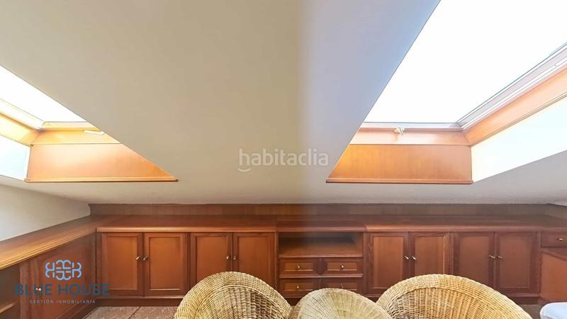 Foto efc76bd2-89b1-4711-a1fa-4b7f3e7c6999. Rent duplex with parking in La Calzada Gijón