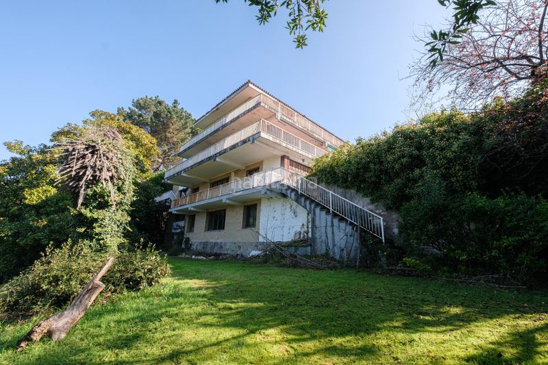 Foto ba3d1007-ae87-4349-91bd-b39980f51f88. Haus mit parking in Somió Gijón