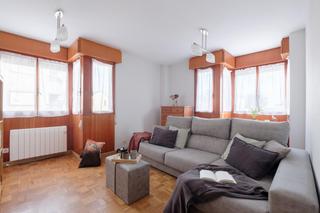 Flat  Fernando villamil. Piso en venta en pleno centro de tapia de casariego