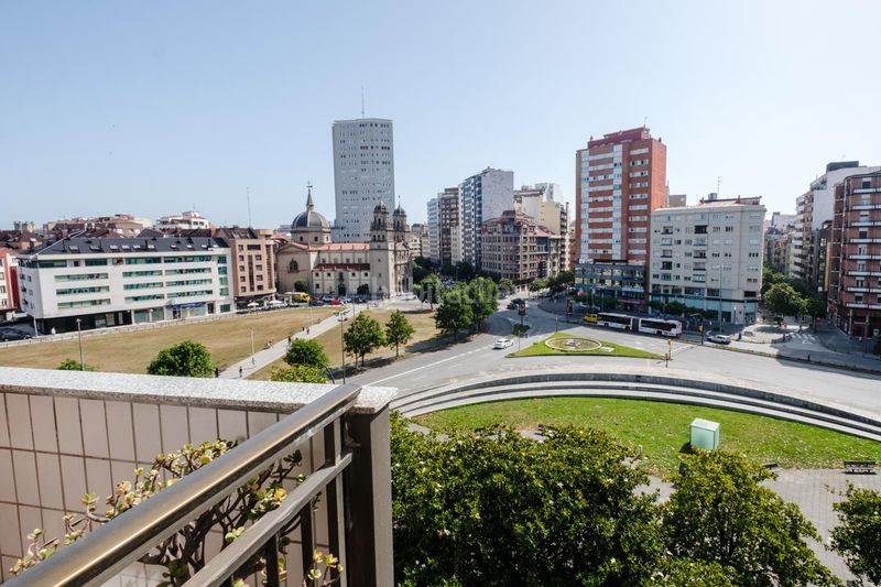 Foto ec2463e1-fe88-48e8-a519-02254a9e7cc6. Pis a Centro Gijón