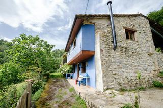 Masia  Aldea rozapanera. Casa rústica en piloña con chimenea, cocina de carbón y mucho ca